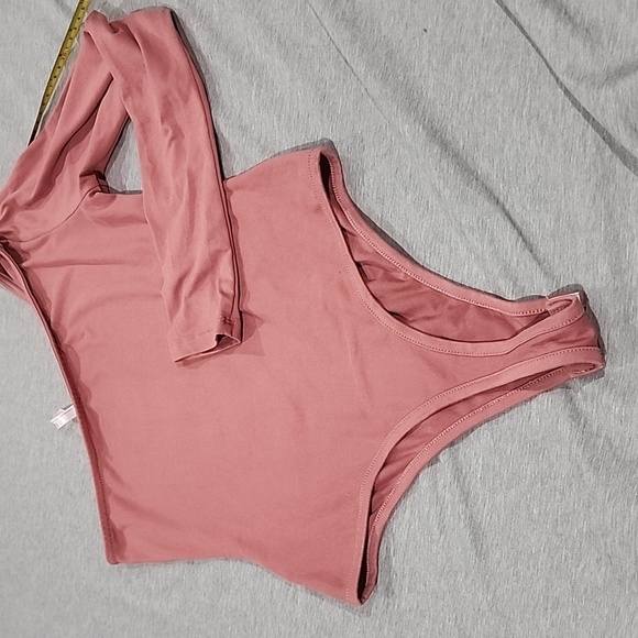 Mauve one shoulder #bodysuit #small - Picture 6 of 7